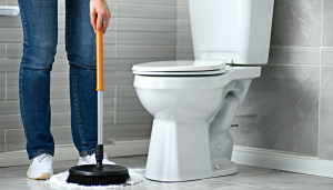 Dans la vie quotidienne, une canalisation de WC bouchée peut rapidement transformer un petit désagrément en véritable source de stress. Que ce soit à cause de lingettes, de cheveux, ou de papier hygiénique en excès, le phénomène est fréquent et [&hellip;]