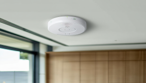 Face aux dangers sournois du monoxyde de carbone, un gaz inodore et invisible, la sécurité à domicile passe aujourd’hui par l’installation de détecteurs intelligents connectés à votre smartphone. Ces dispositifs ultramodernes, capables de surveiller en temps réel la qualité de [&hellip;]